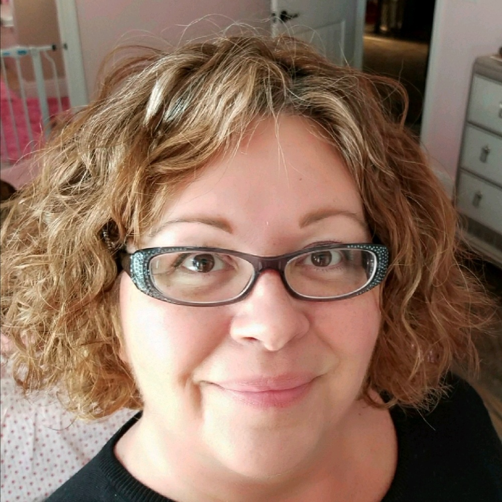 Meet your Posher, Viki